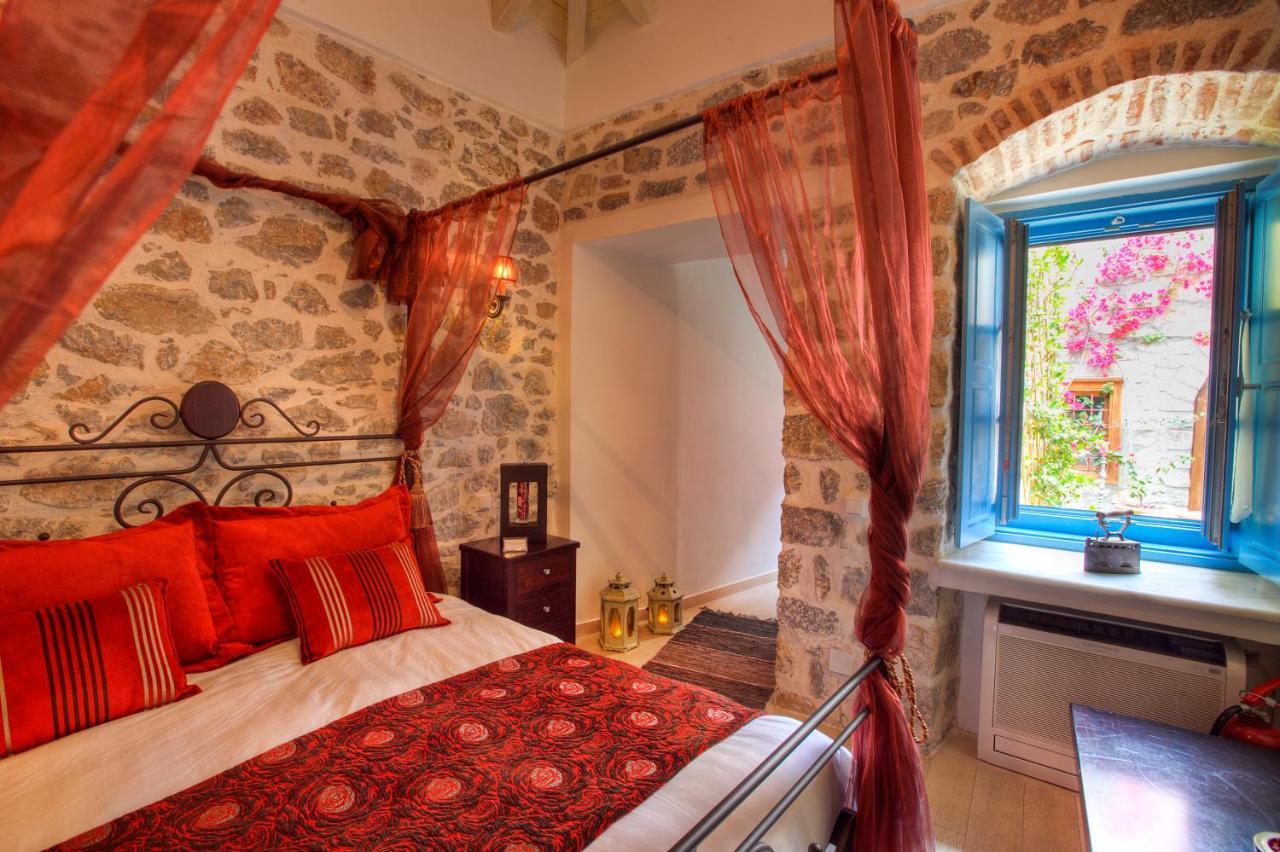 PortaDelMare deluxe suites Hydra  Exterior foto