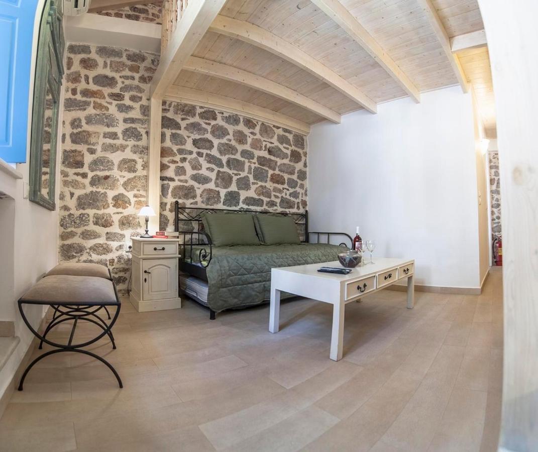 PortaDelMare deluxe suites Hydra  Exterior foto
