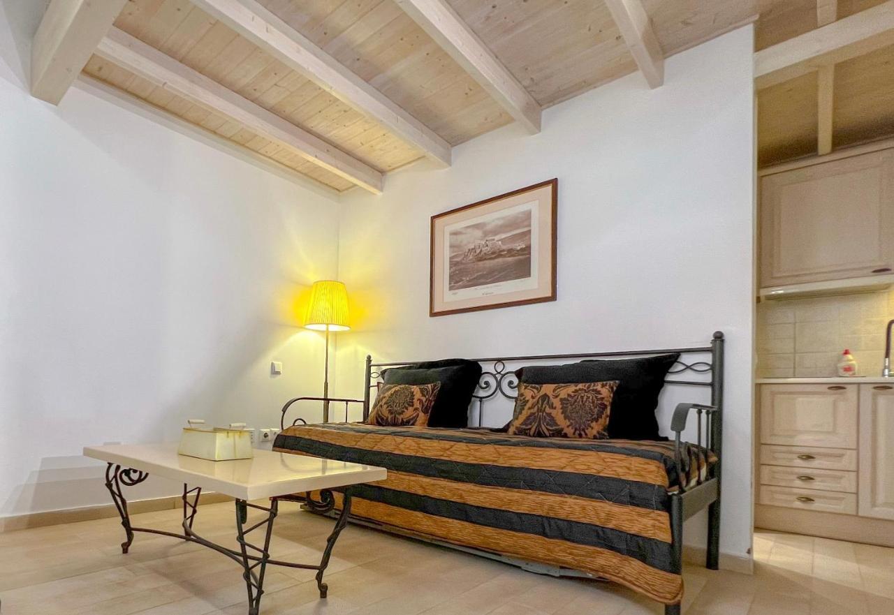 PortaDelMare deluxe suites Hydra  Exterior foto