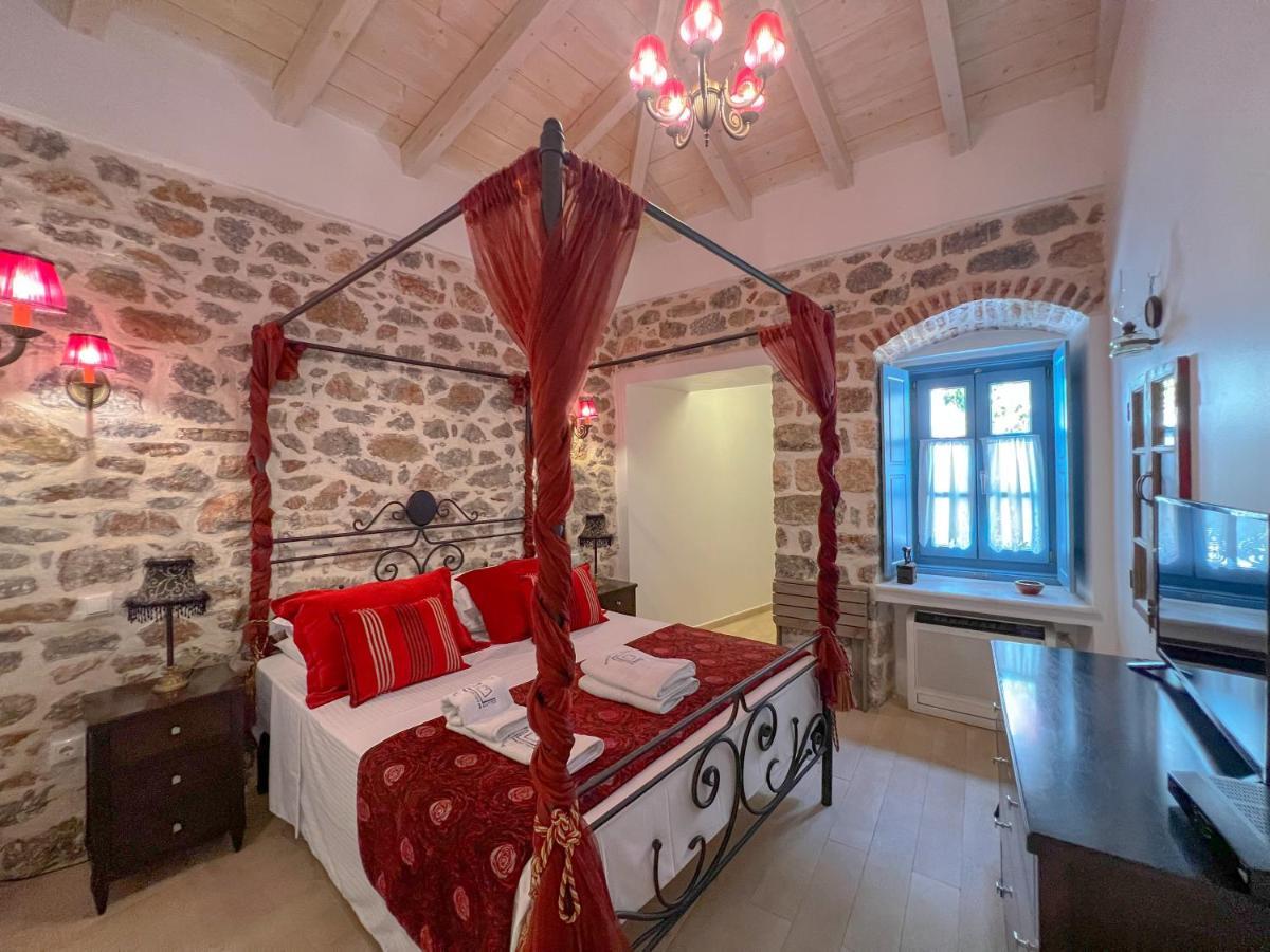 PortaDelMare deluxe suites Hydra  Exterior foto